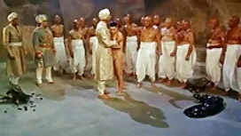 বড় সুন্দরী মহিলা সে ...