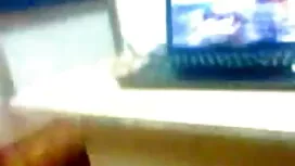 Push পিনযুক্ত বিচূর্ ...