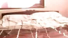 স্বর্ণকেশী, সেক্সি ব ...