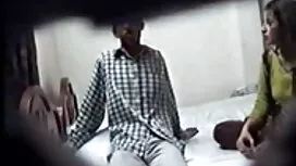কালো, রুক্ষ, কালো বা ...