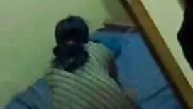 হার্ডকোর, স্বর্ণকেশী ...