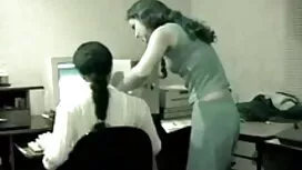 তিনে মিলে সুন্দরি সে ...