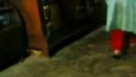 তিনে মিলে, সেক্সি বি ...