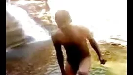 ভুল ঘর: বিস্কুট-ডাকো ...