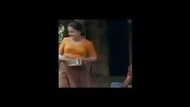 মহিলার দ্বারা, মুখের ...