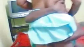 সুন্দর বিবস্ত্র উলঙ্ ...