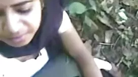 ফিস্ট আপনার চোখ অংশ  ...