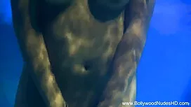 বড়ো বুকের মেয়ের, প ...